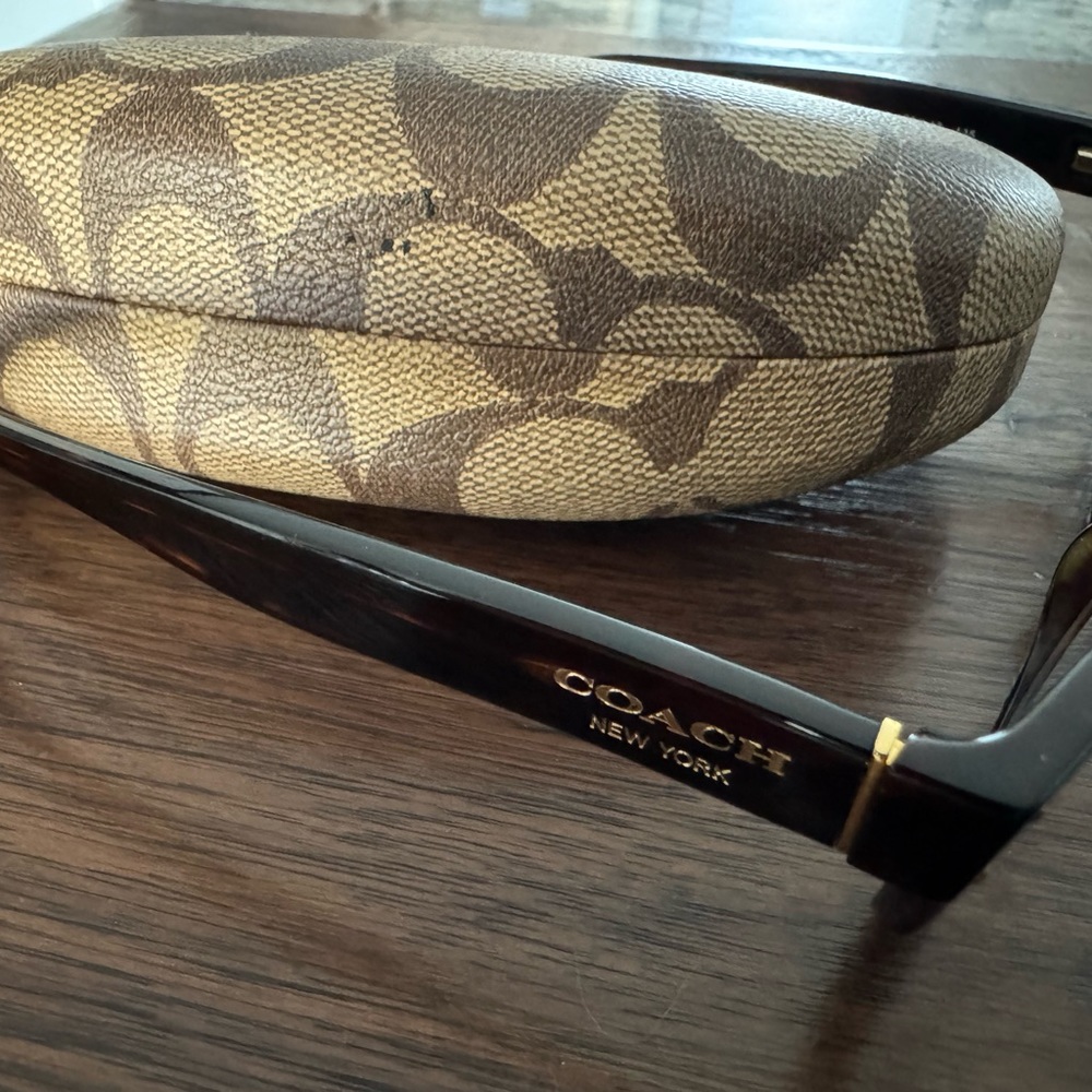 Coach Frames - image 4